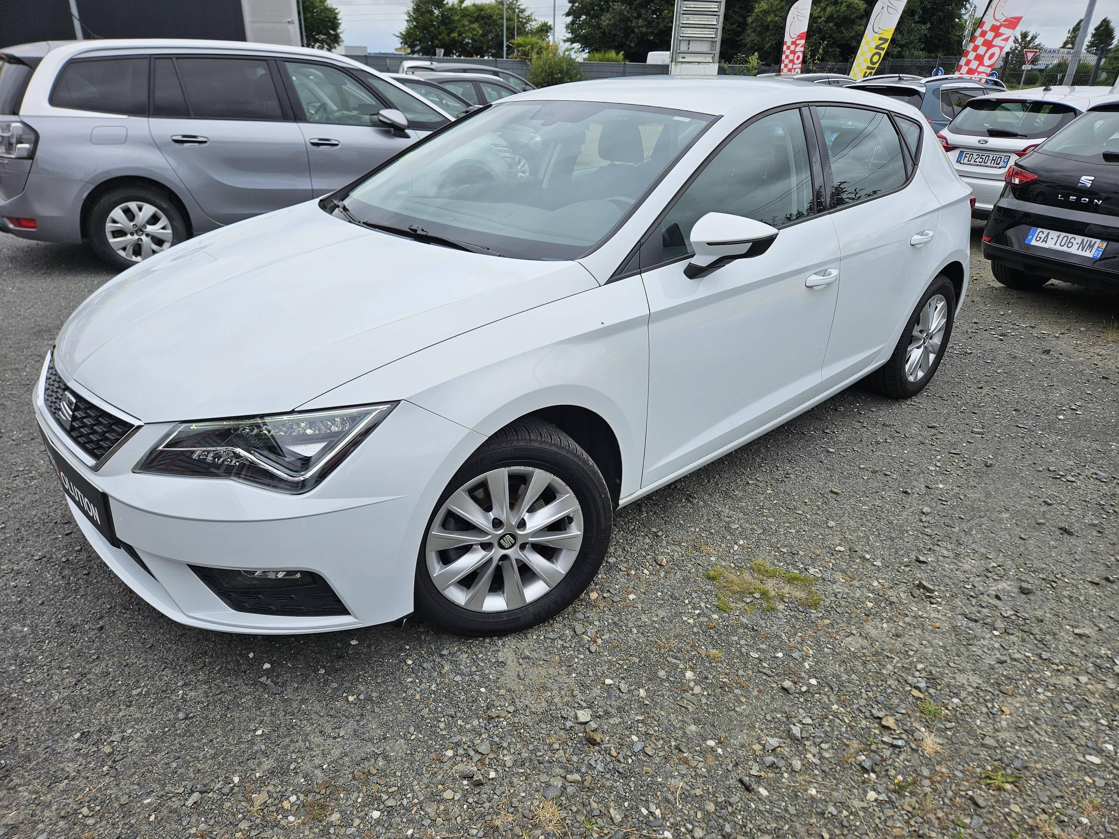 SEAT LEON