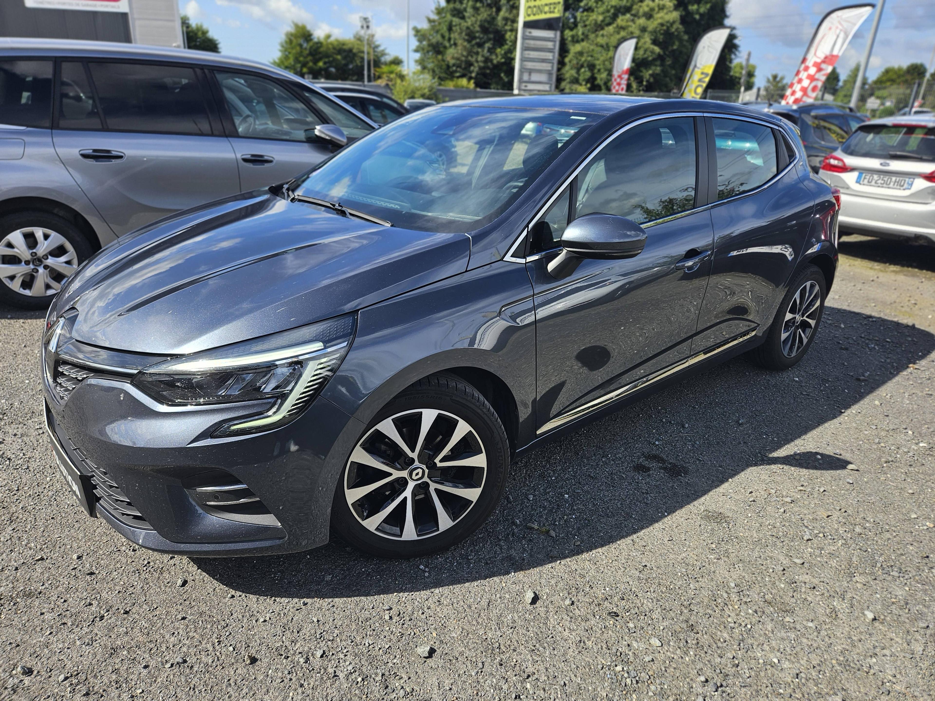 RENAULT CLIO
