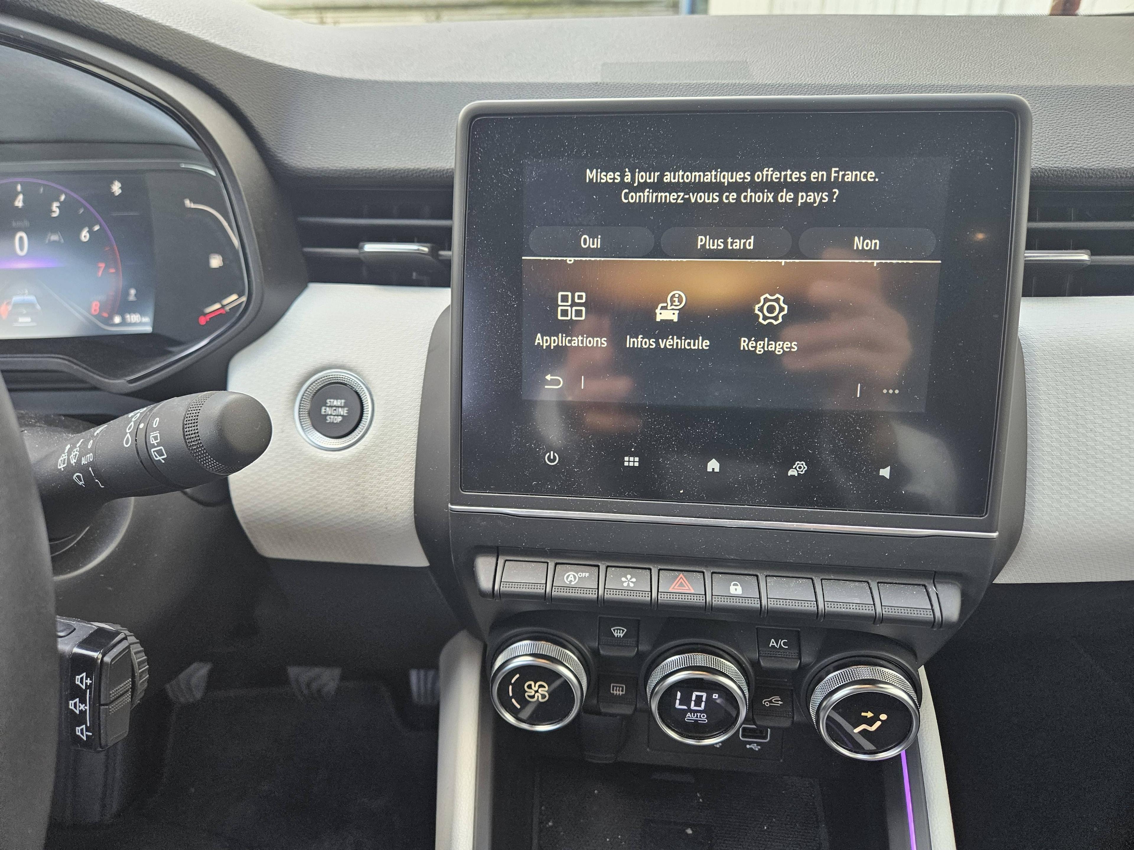 RENAULT CLIO