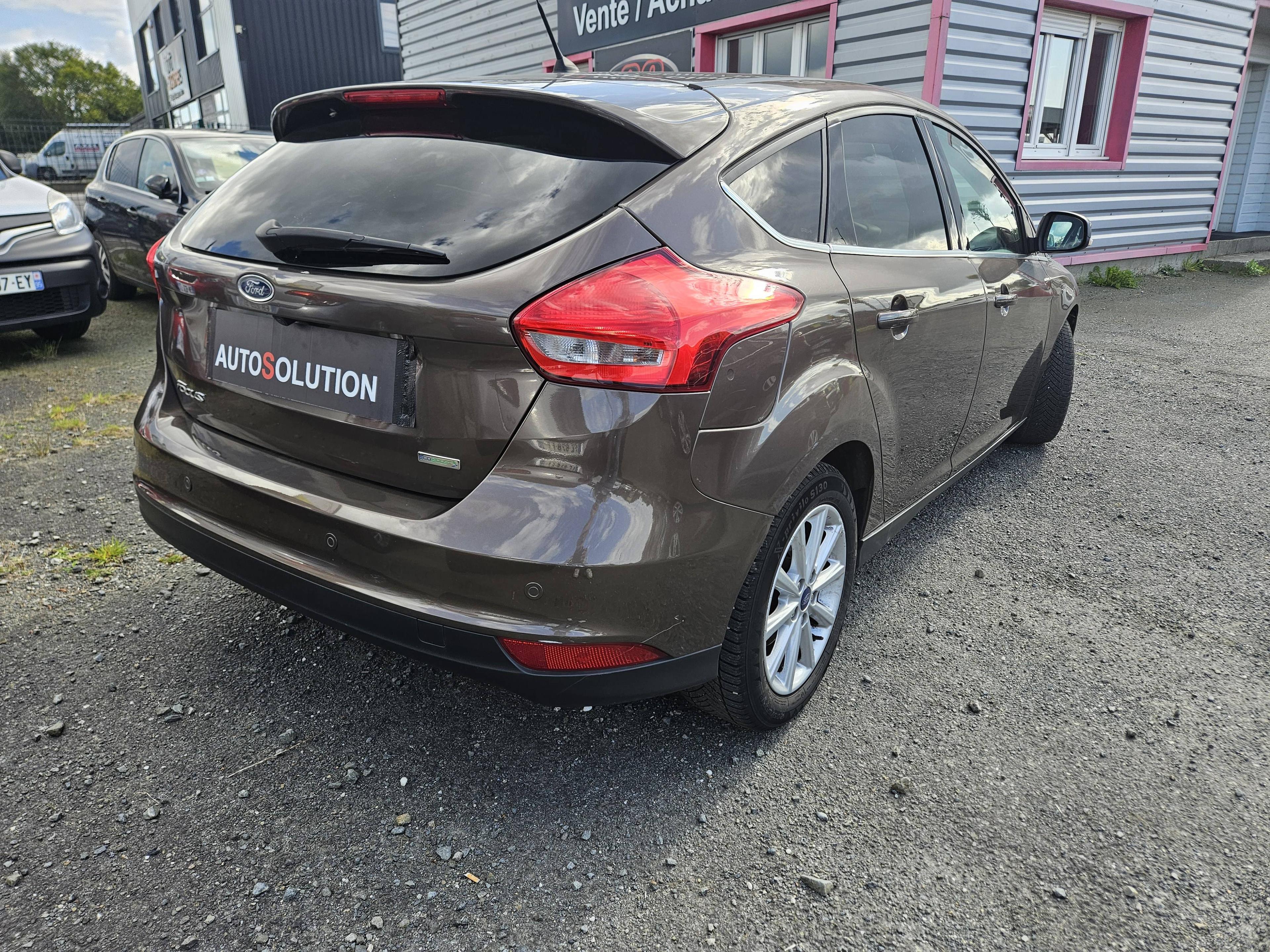 FORD FOCUS