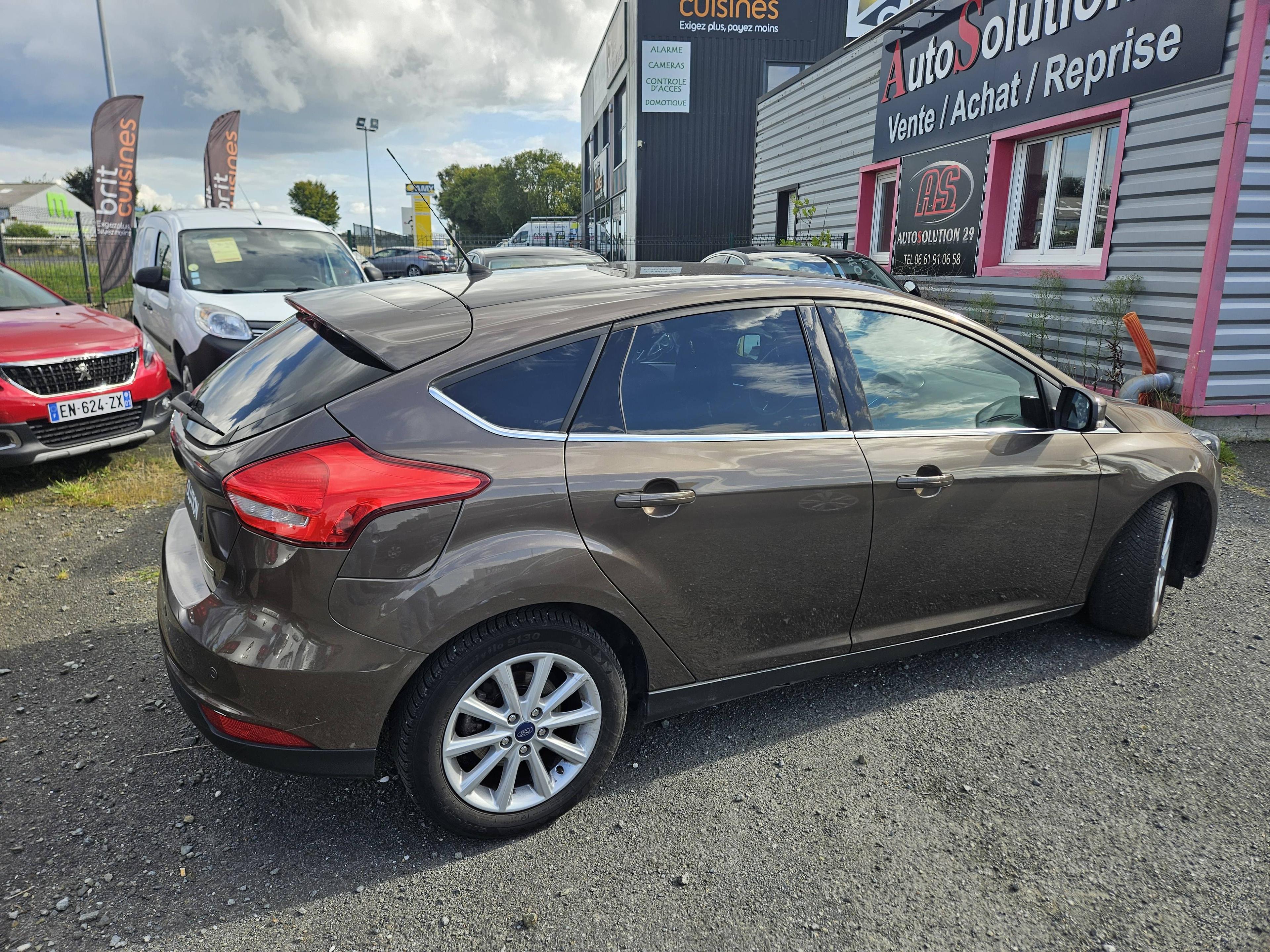 FORD FOCUS