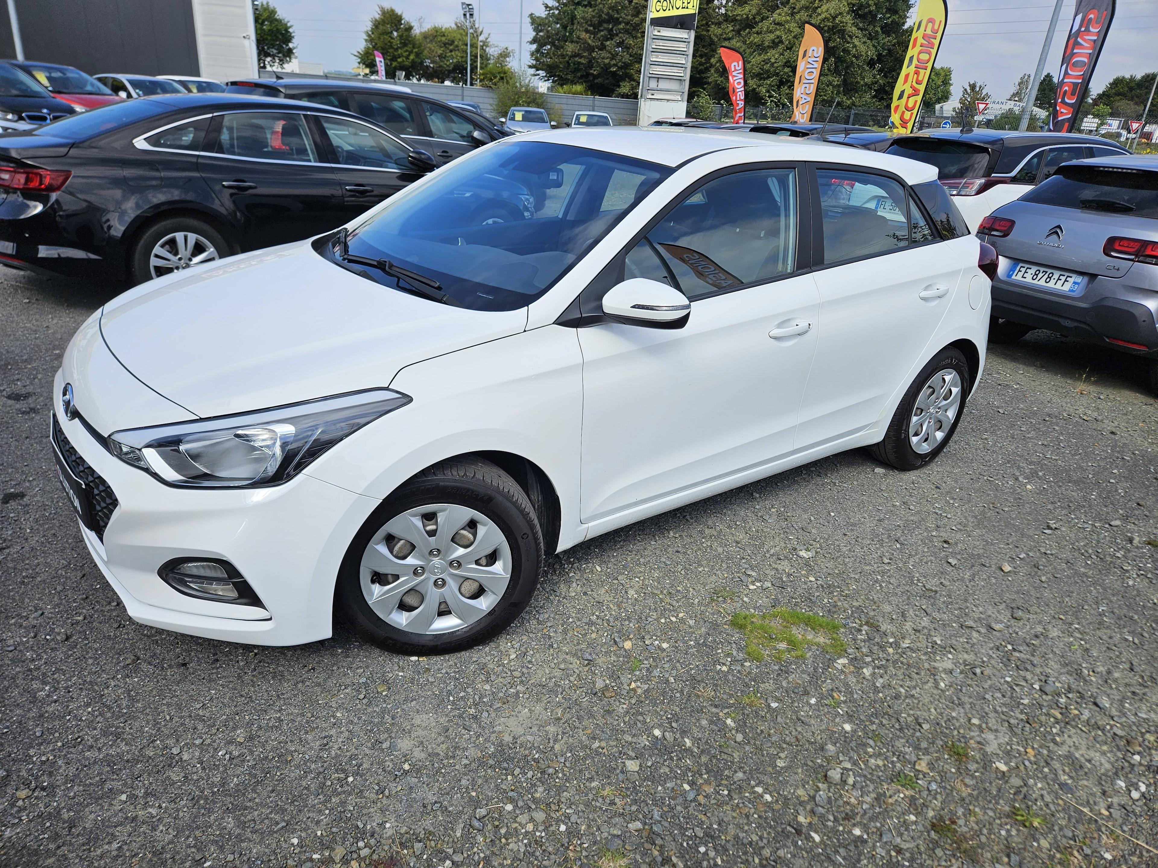 HYUNDAI I20