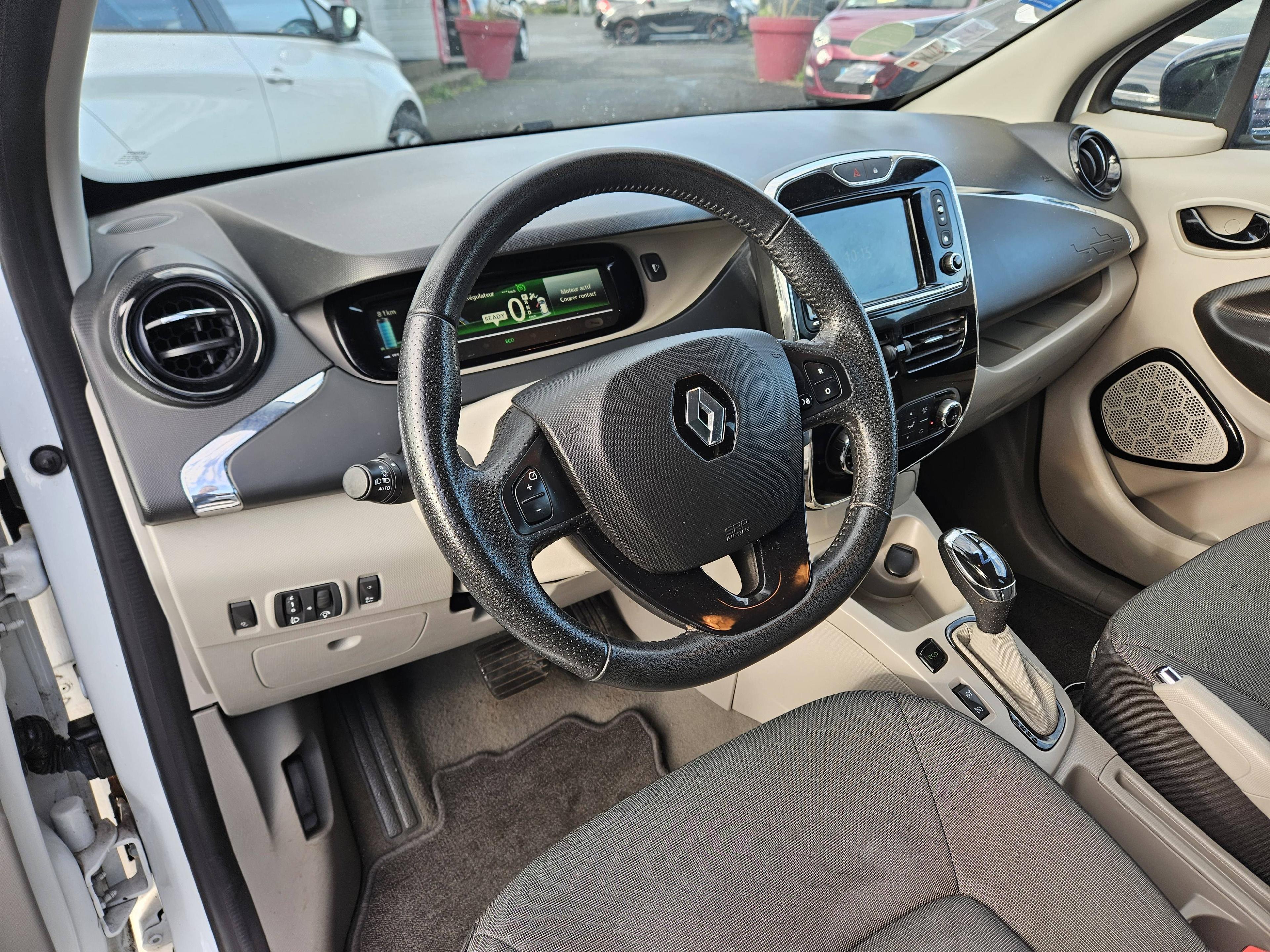 RENAULT ZOÉ