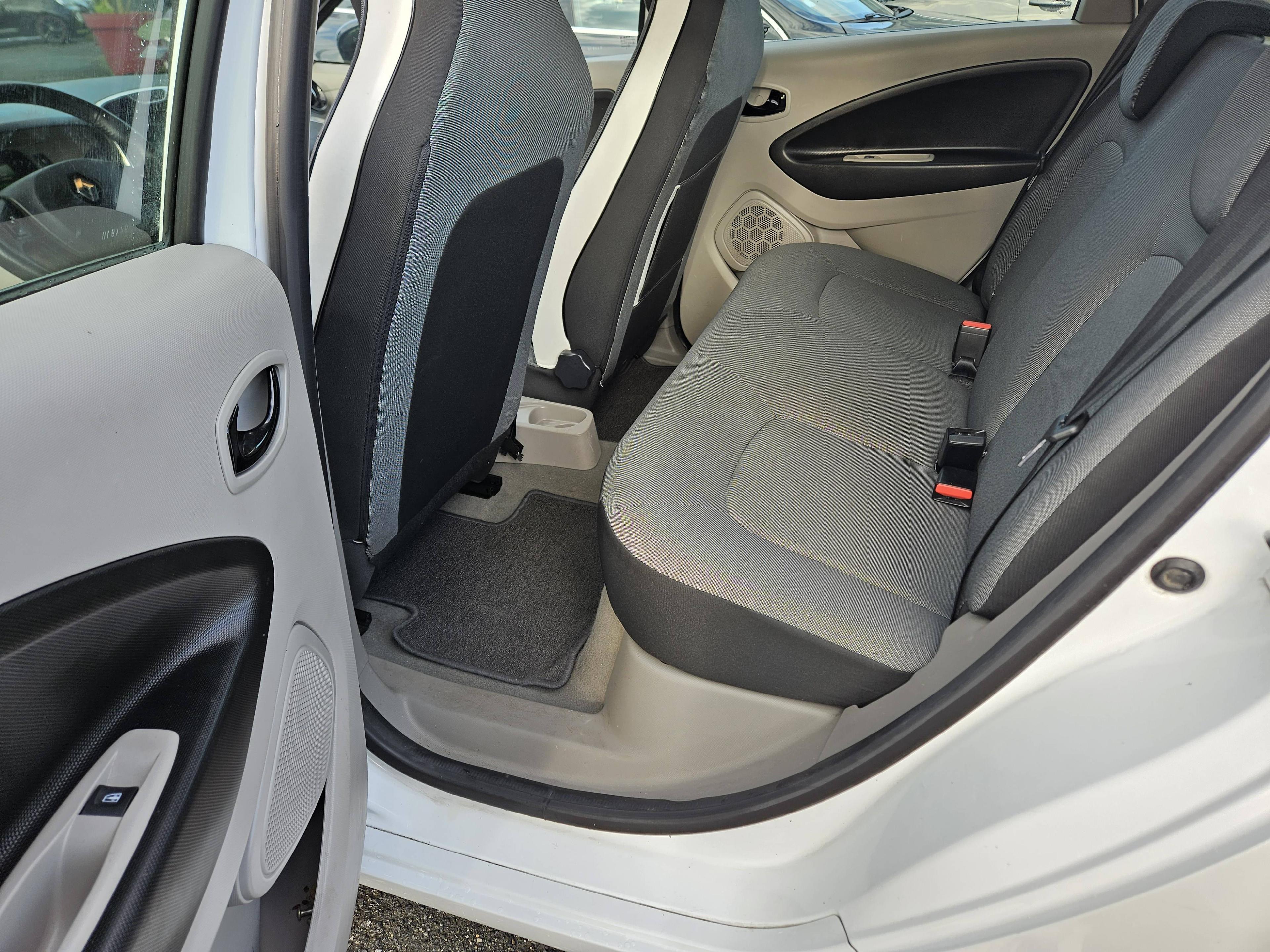 RENAULT ZOÉ