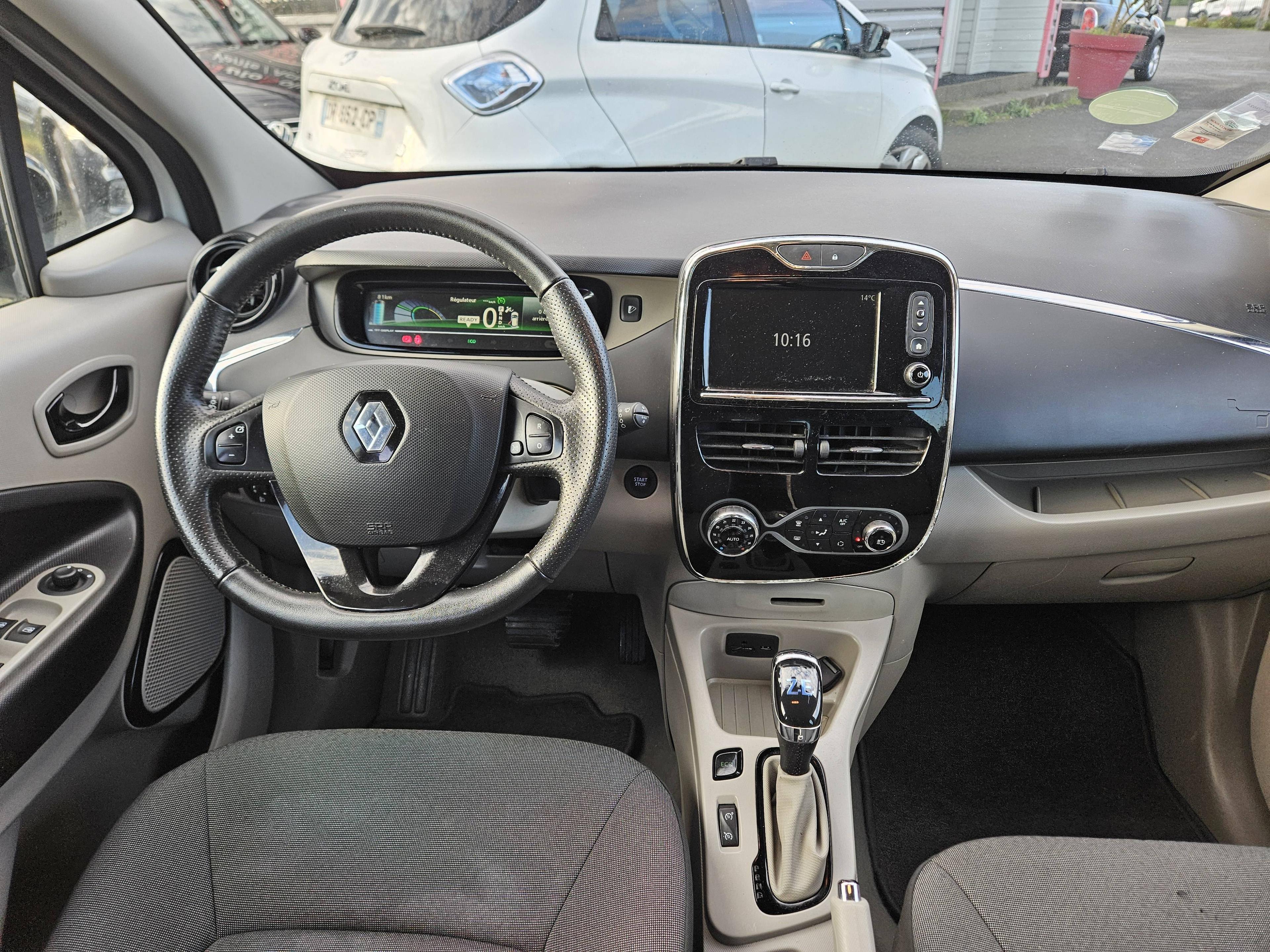 RENAULT ZOÉ