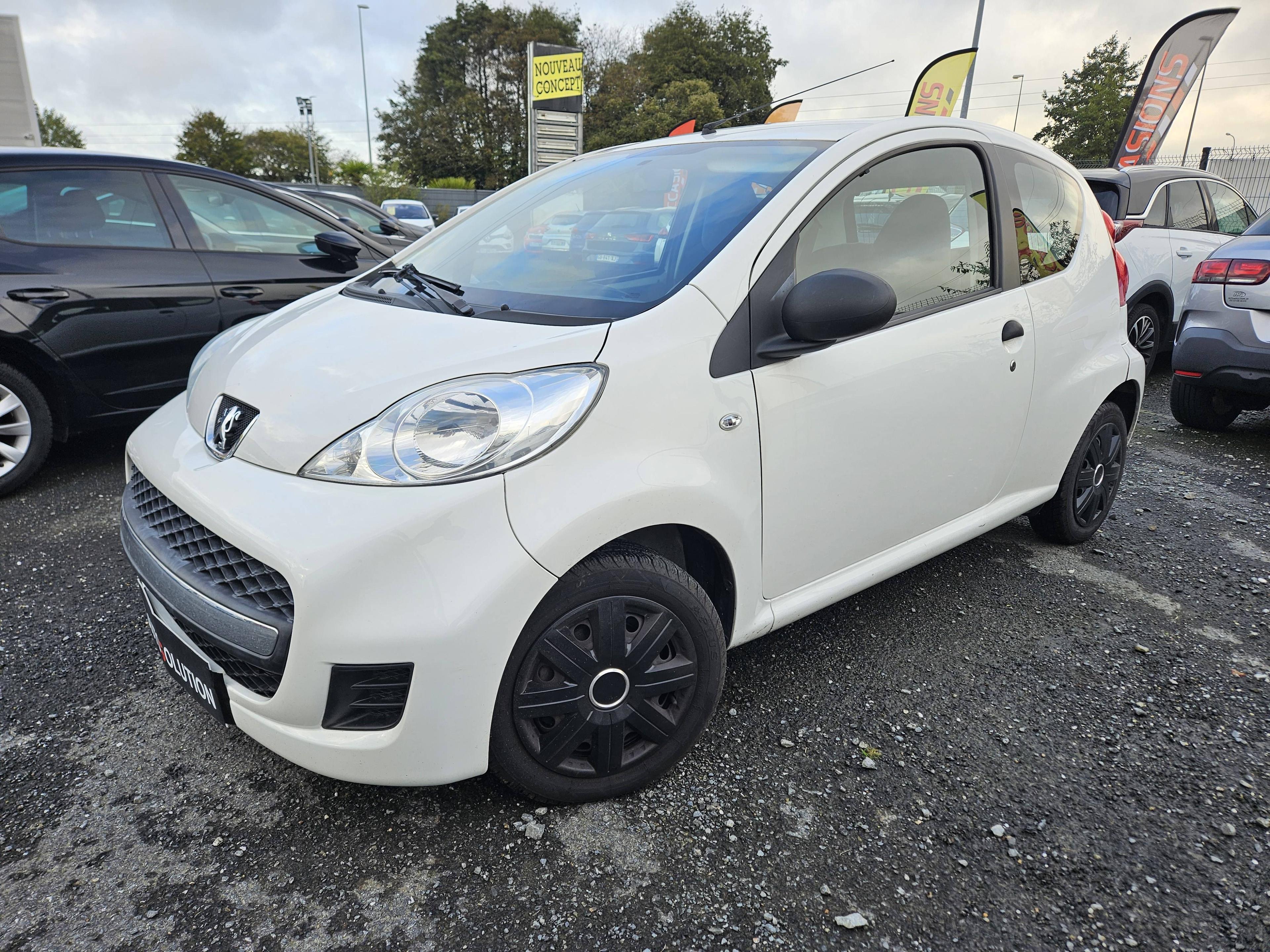 PEUGEOT 107