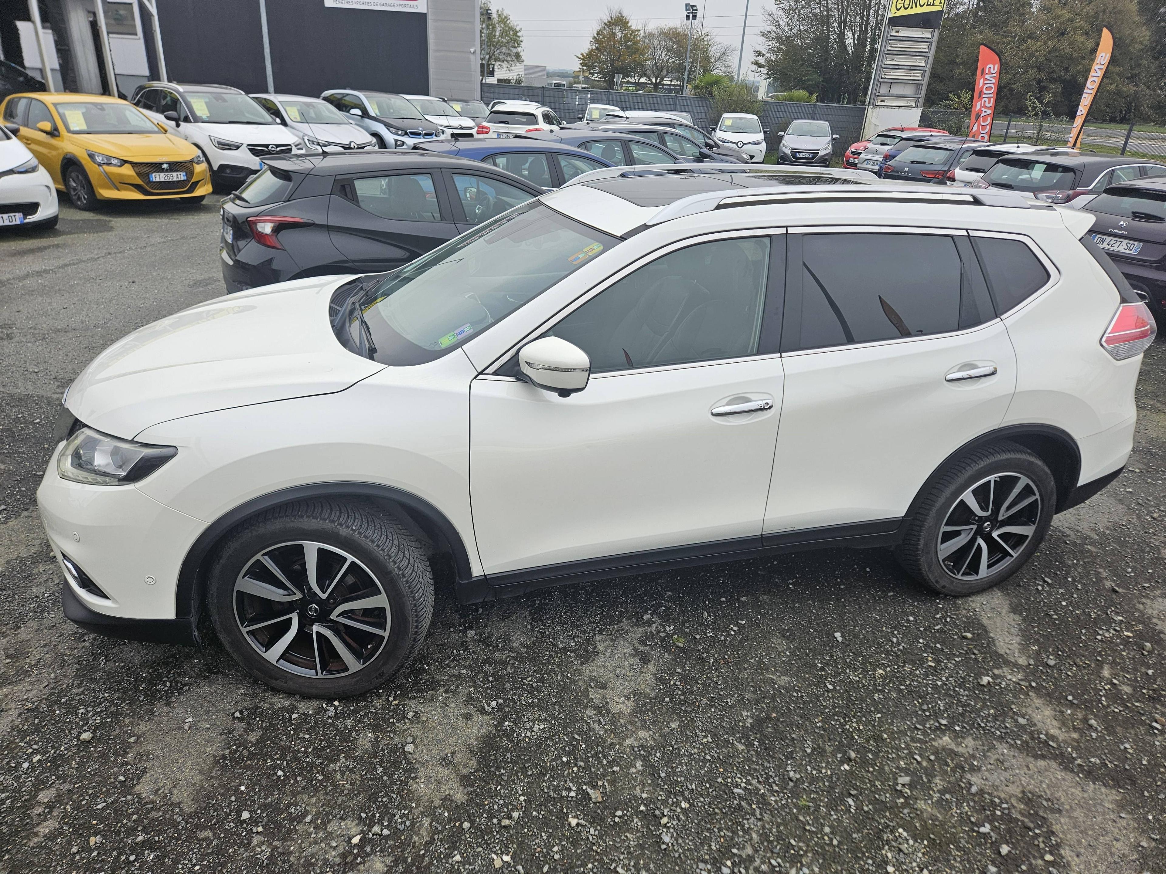 NISSAN X-TRAIL