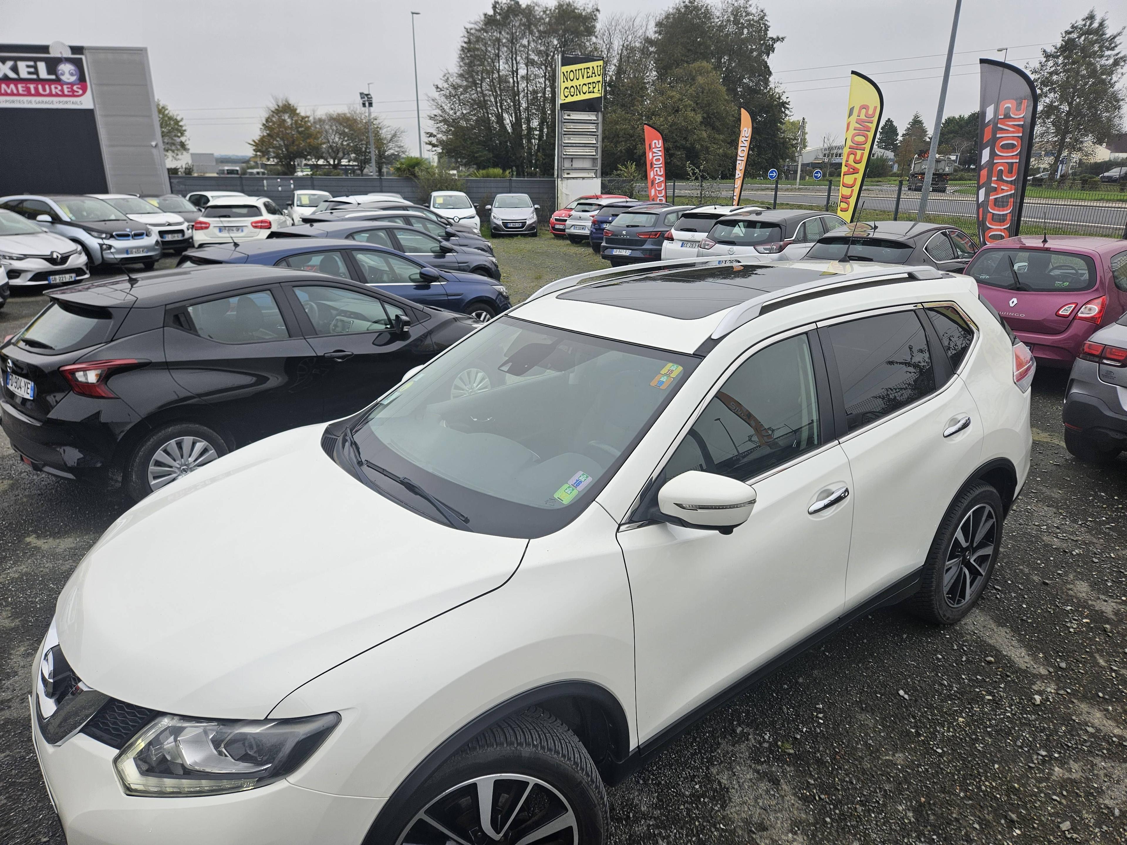 NISSAN X-TRAIL