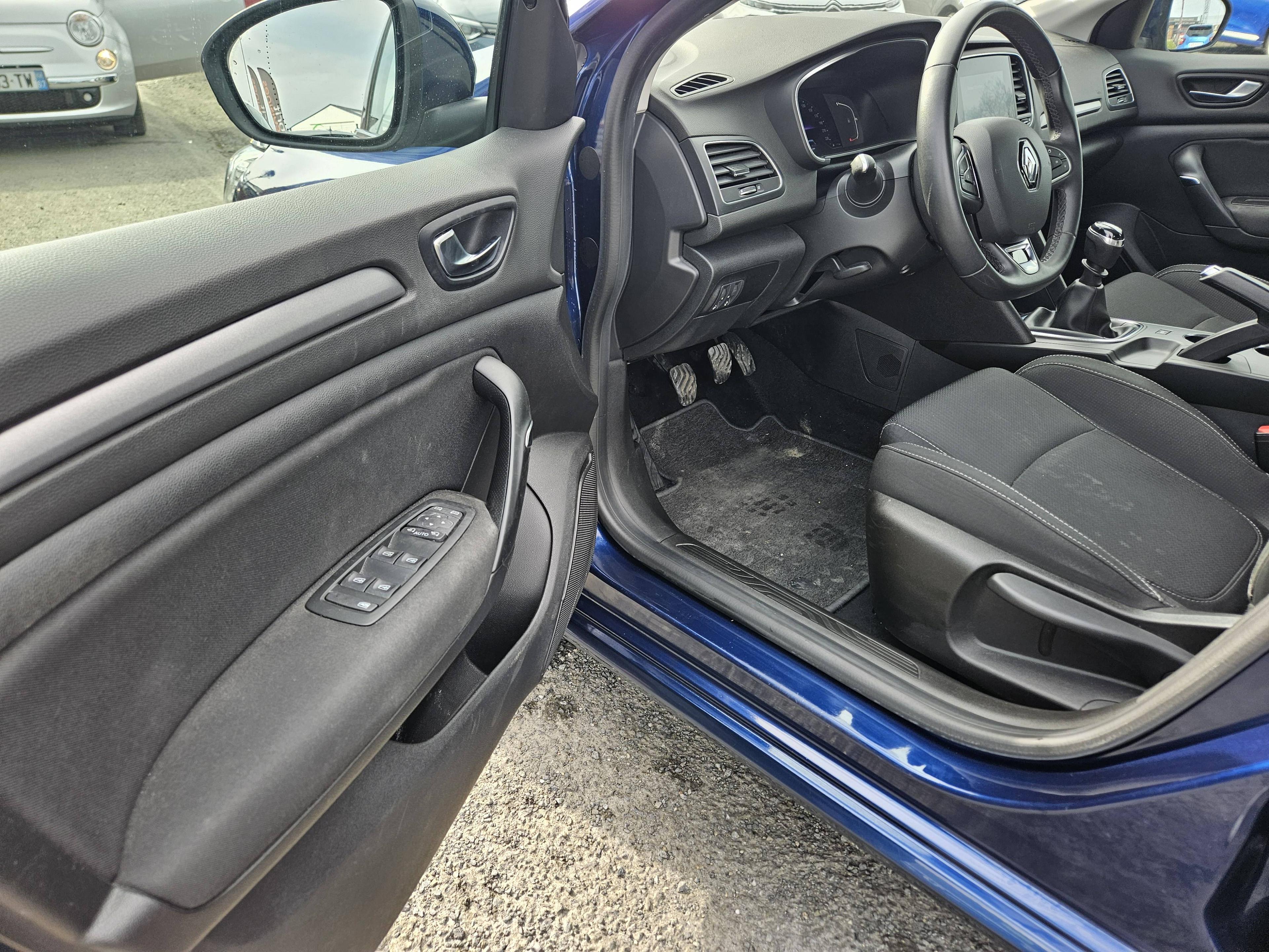 RENAULT MEGANE