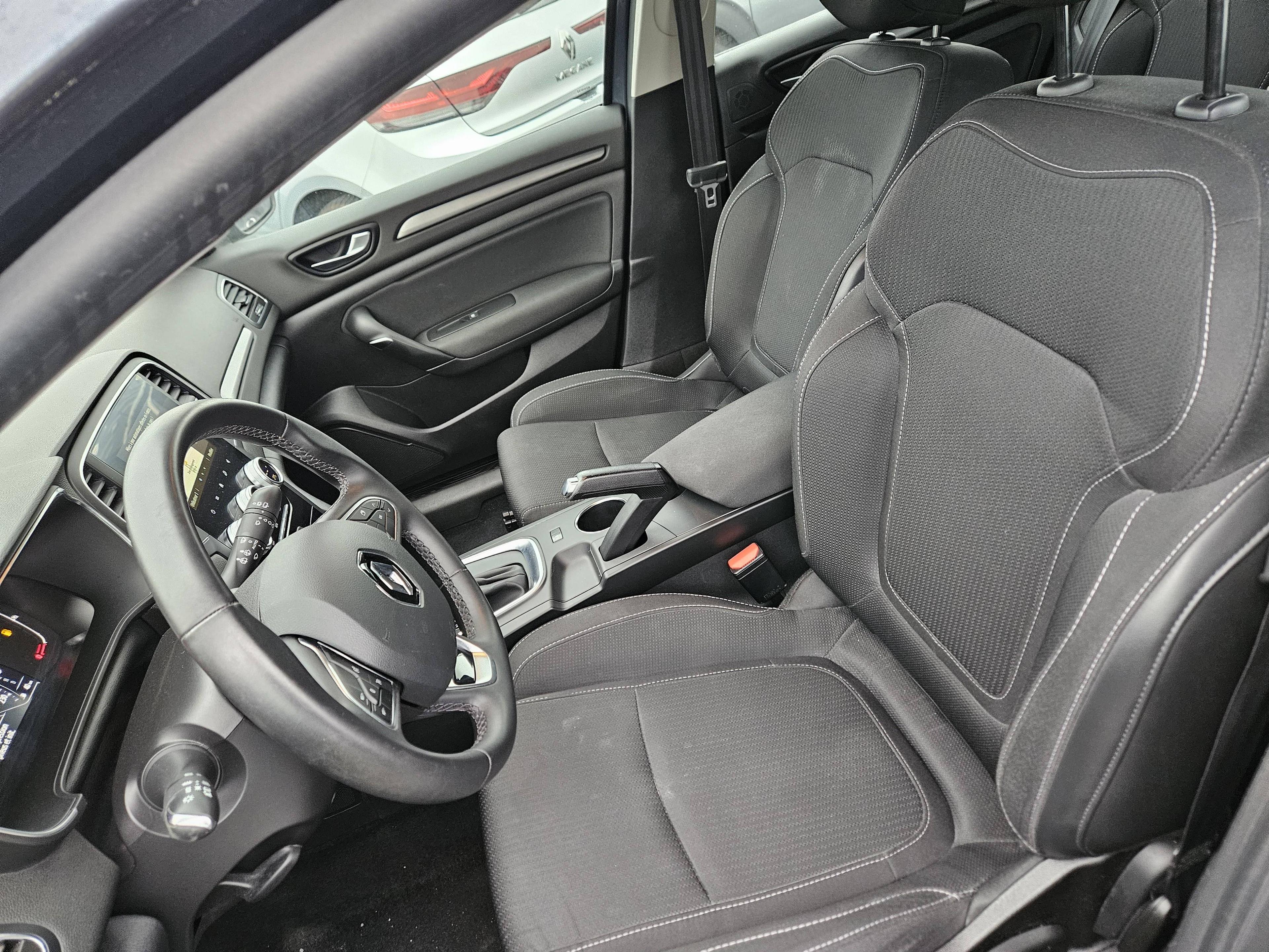 RENAULT MEGANE