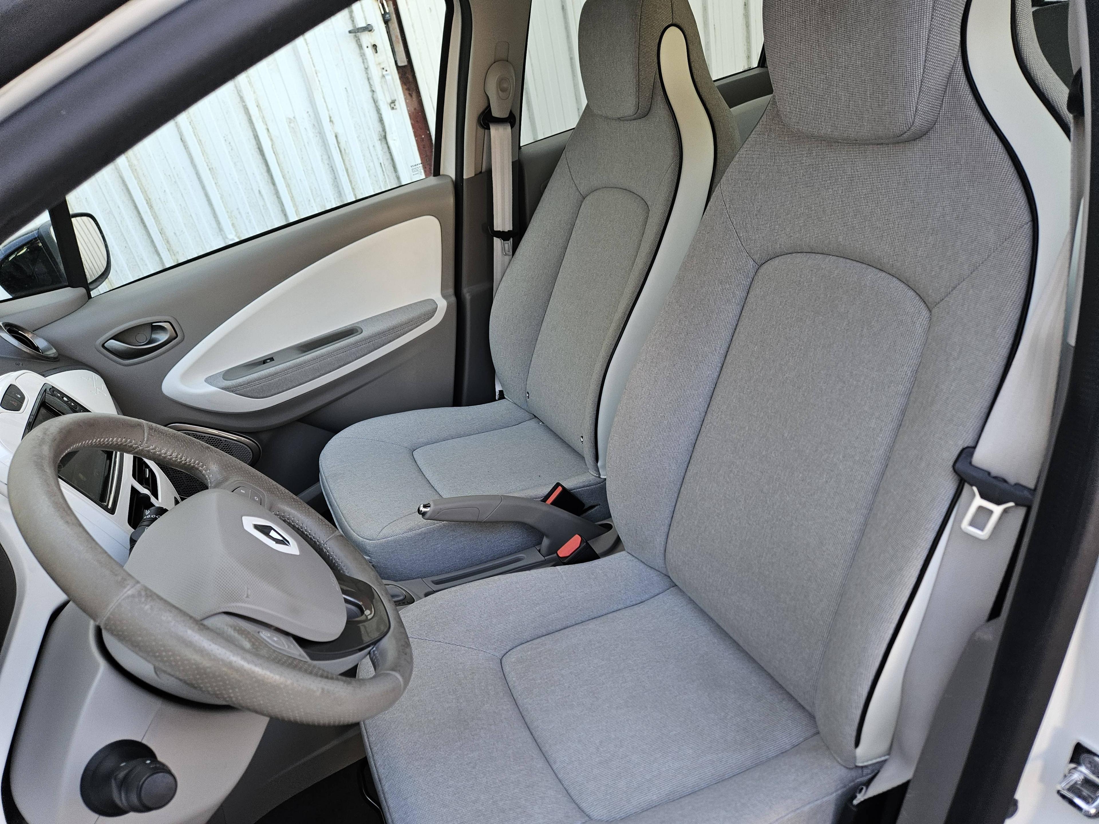 RENAULT ZOÉ