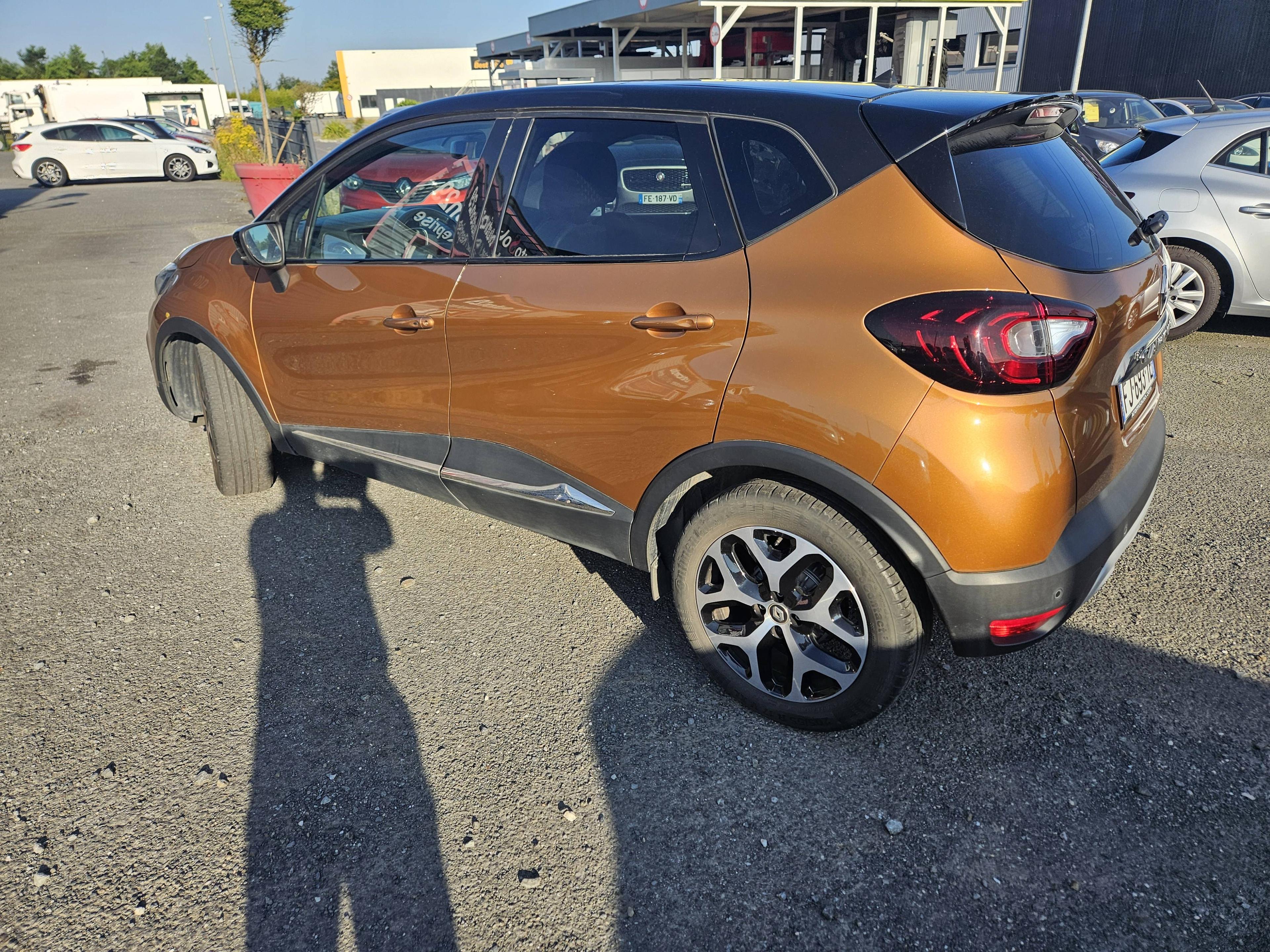 RENAULT CAPTUR