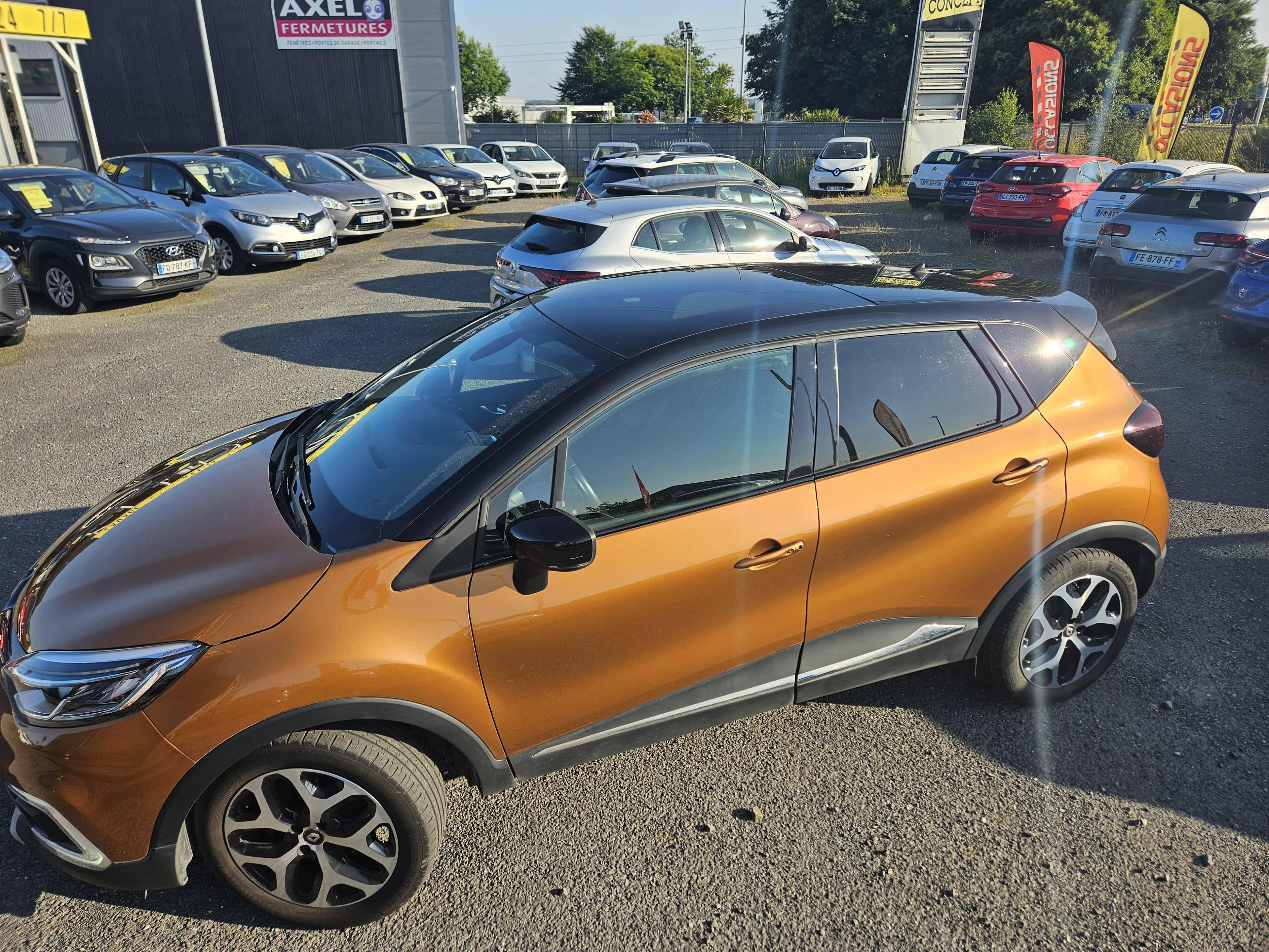 RENAULT CAPTUR
