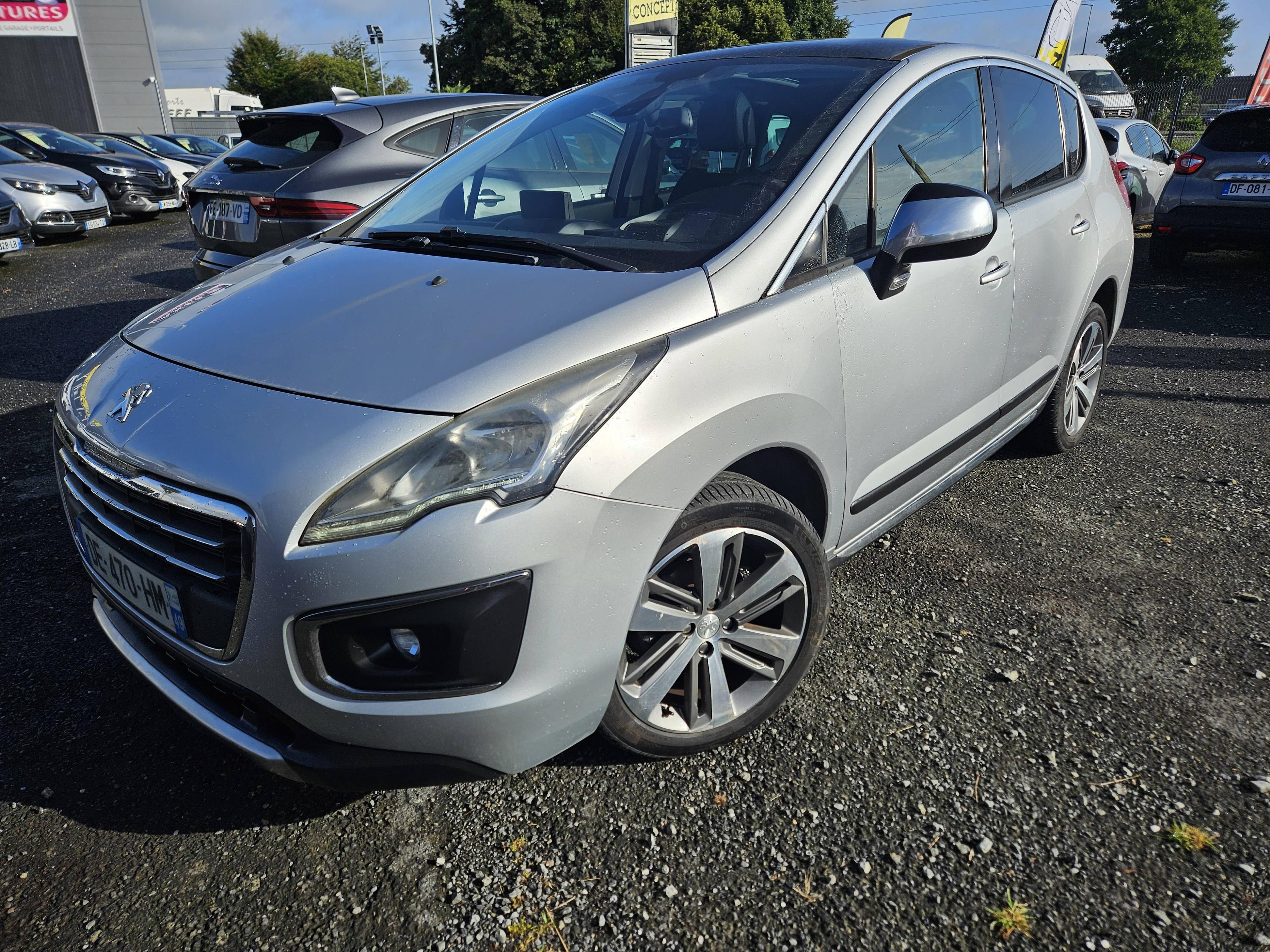 PEUGEOT 3008