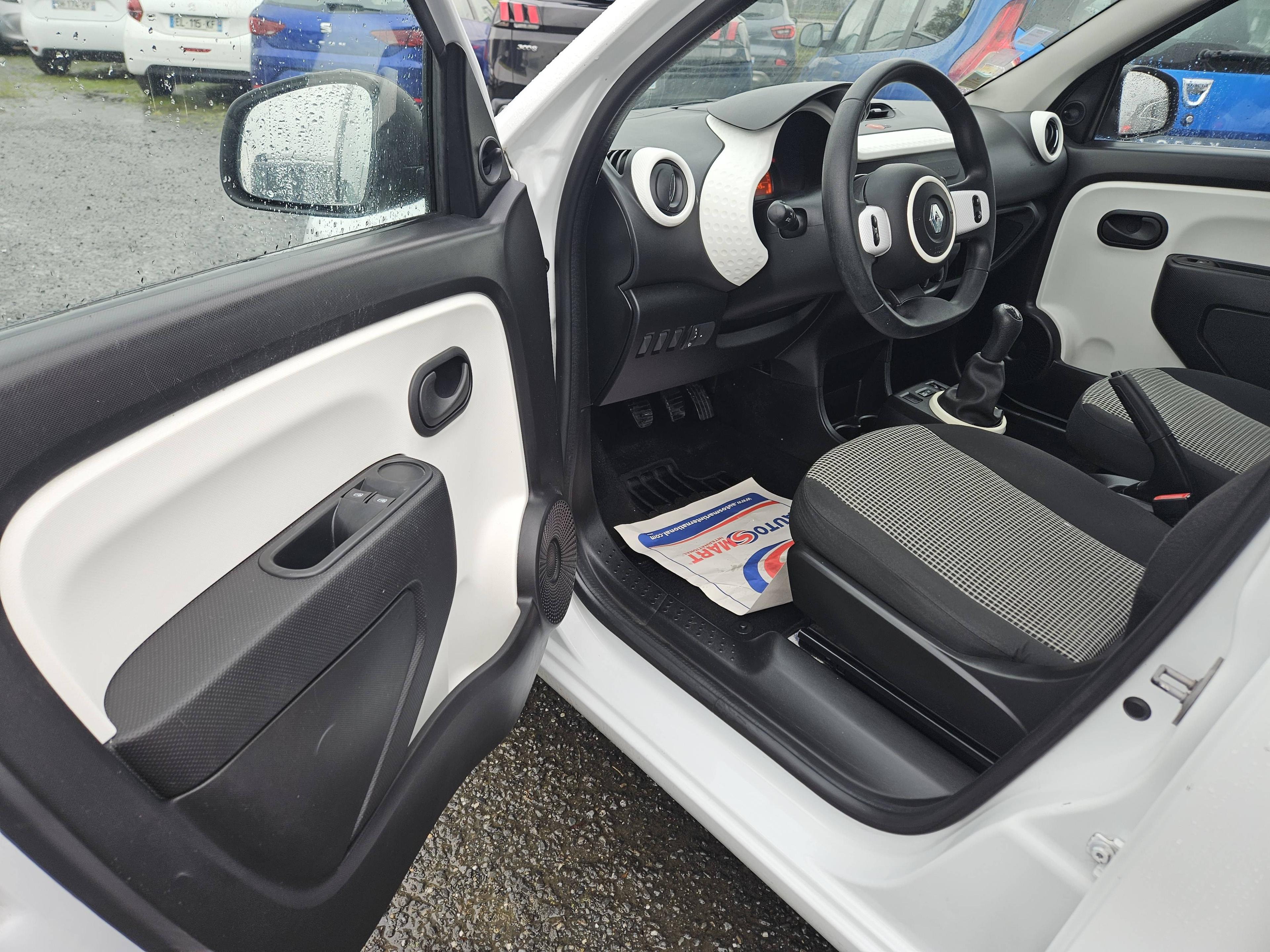 RENAULT TWINGO