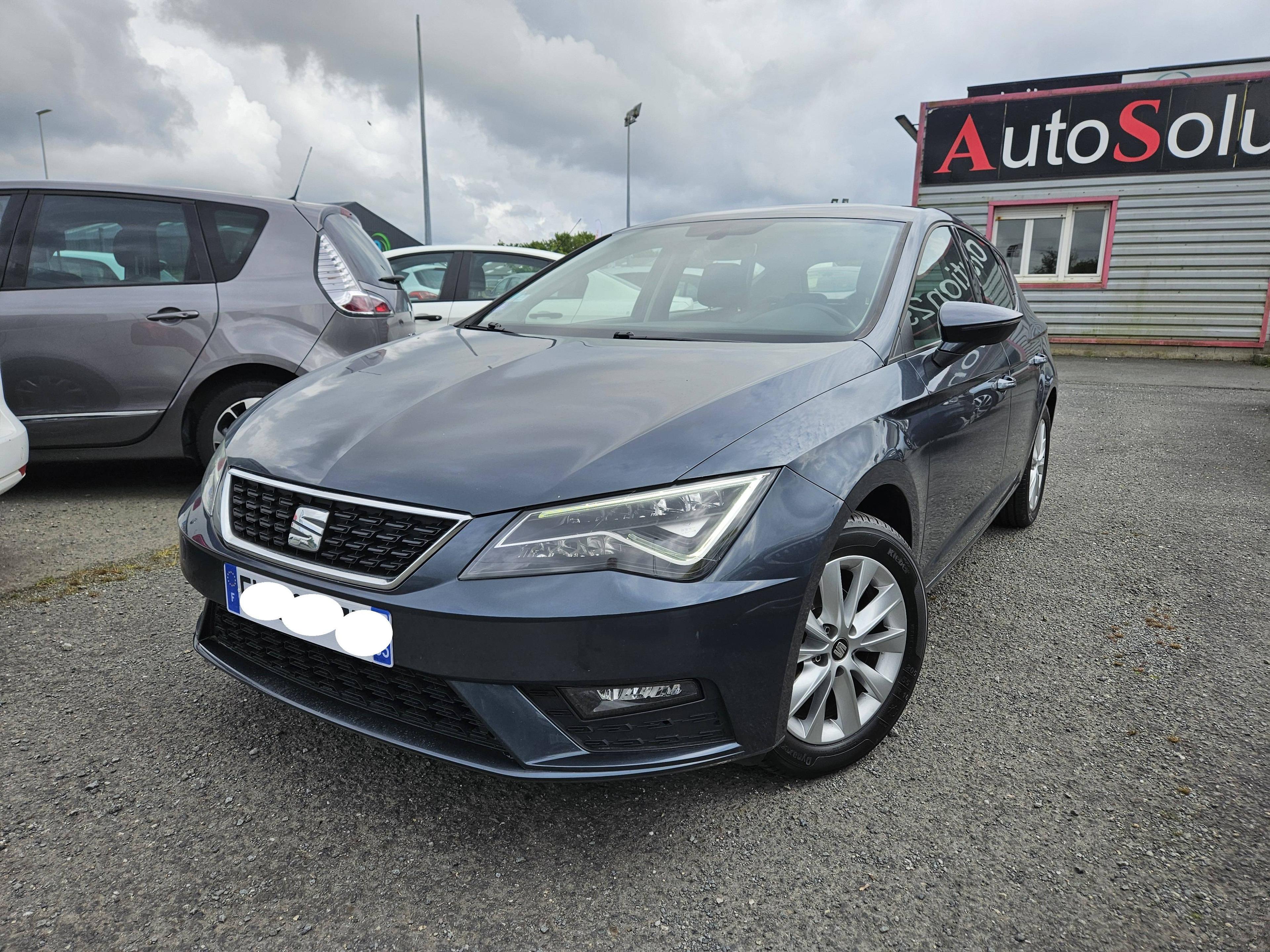 SEAT LEON