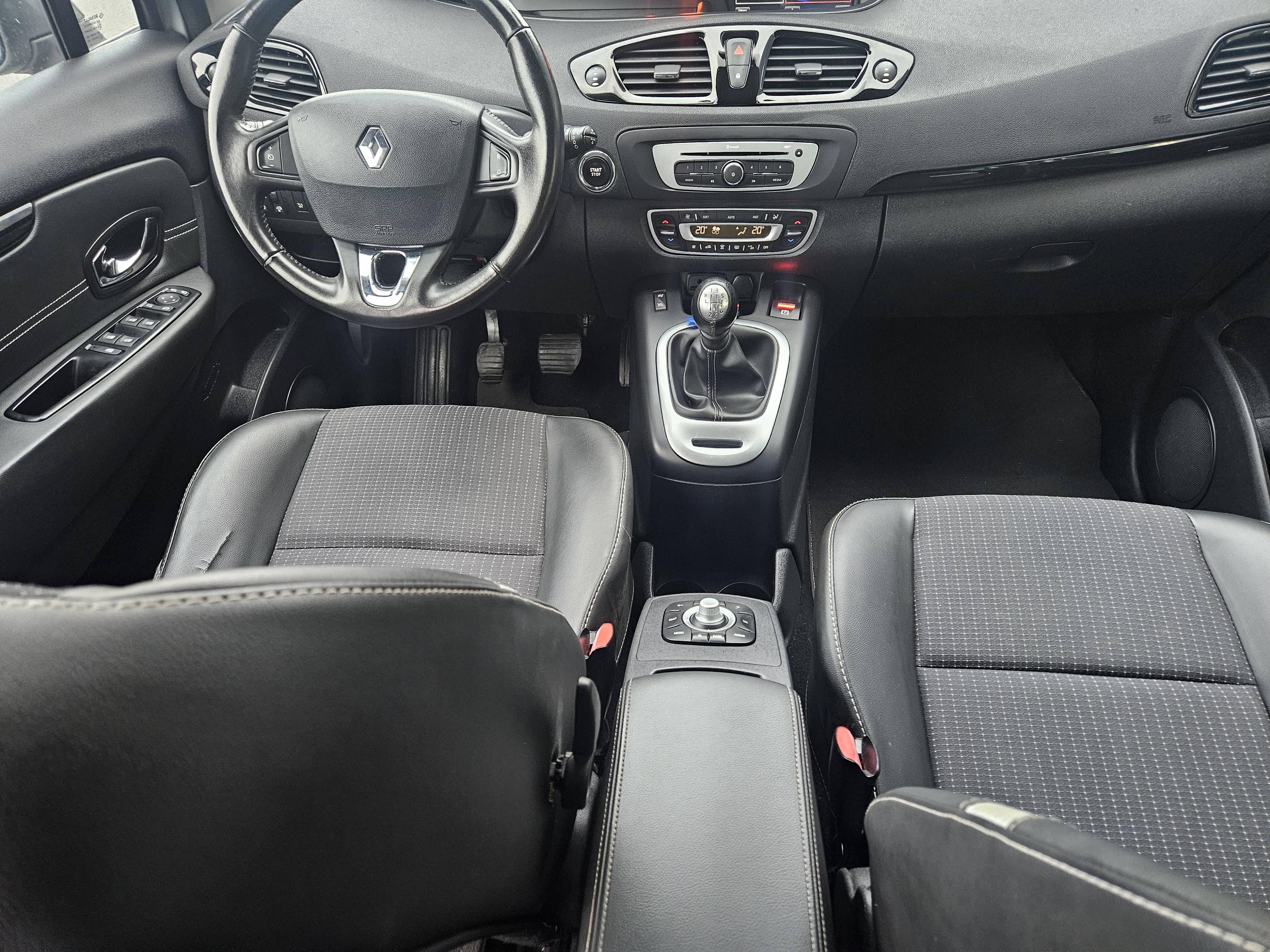 RENAULT SCENIC