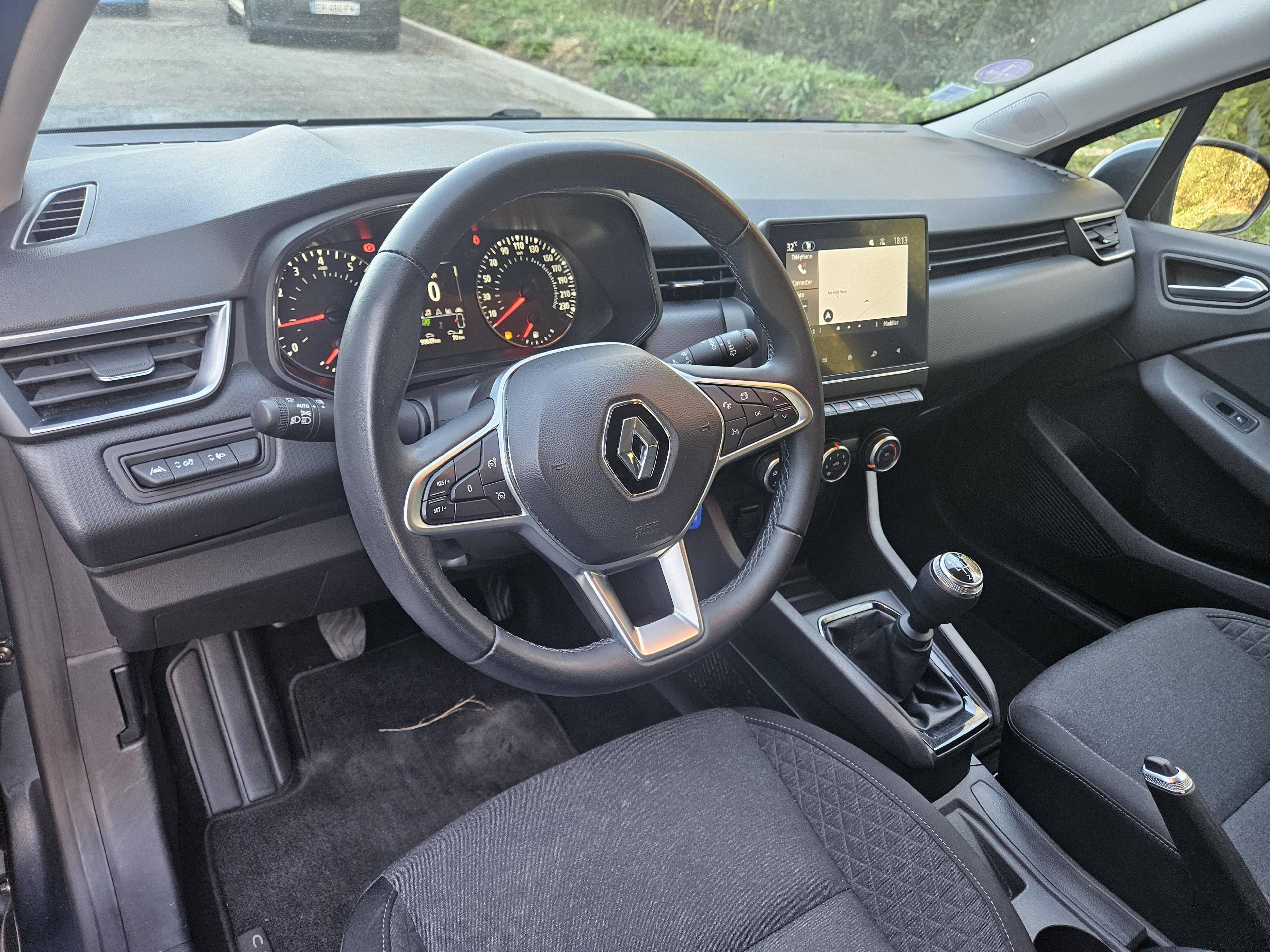 RENAULT CLIO