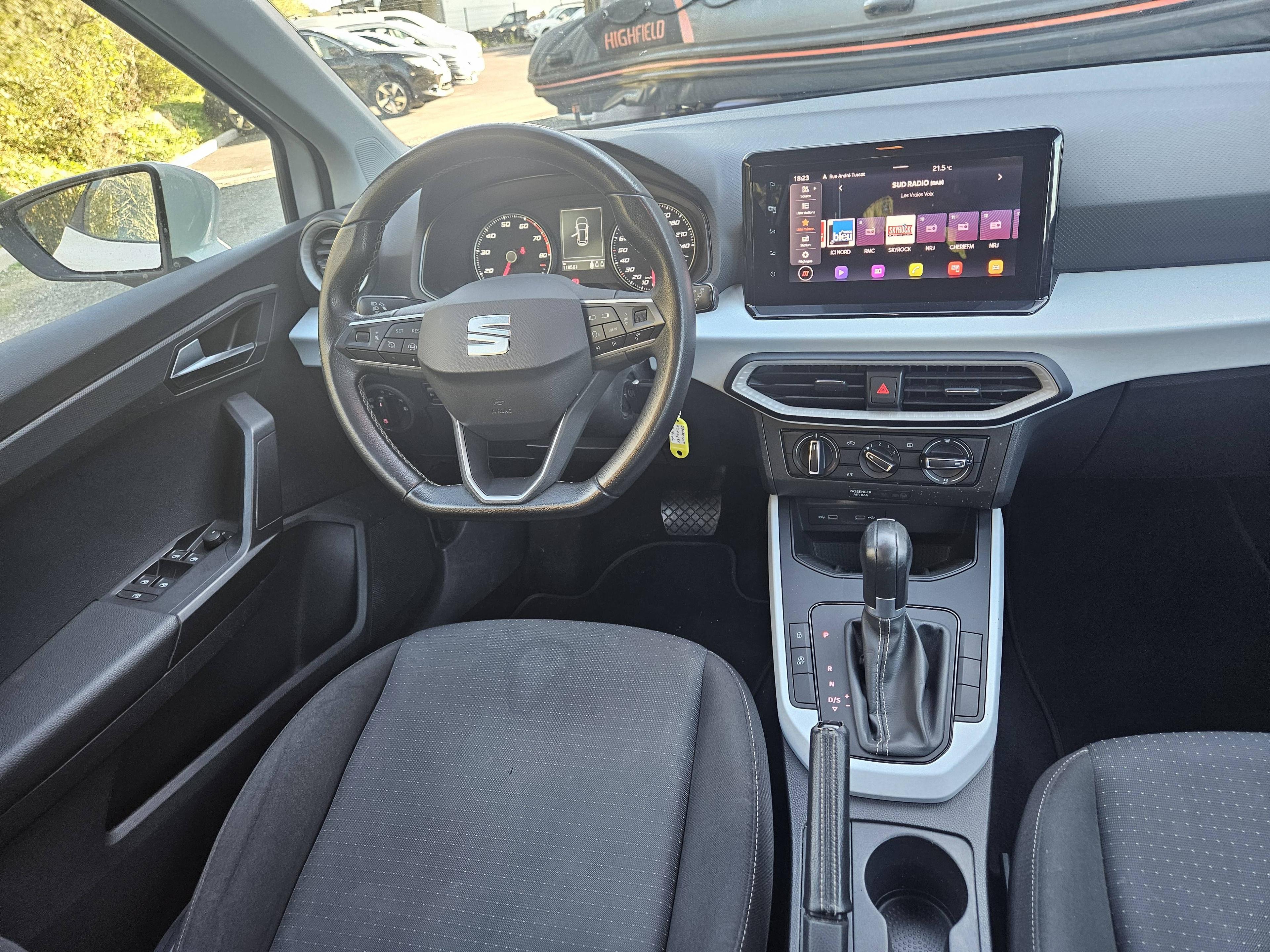 SEAT ARONA