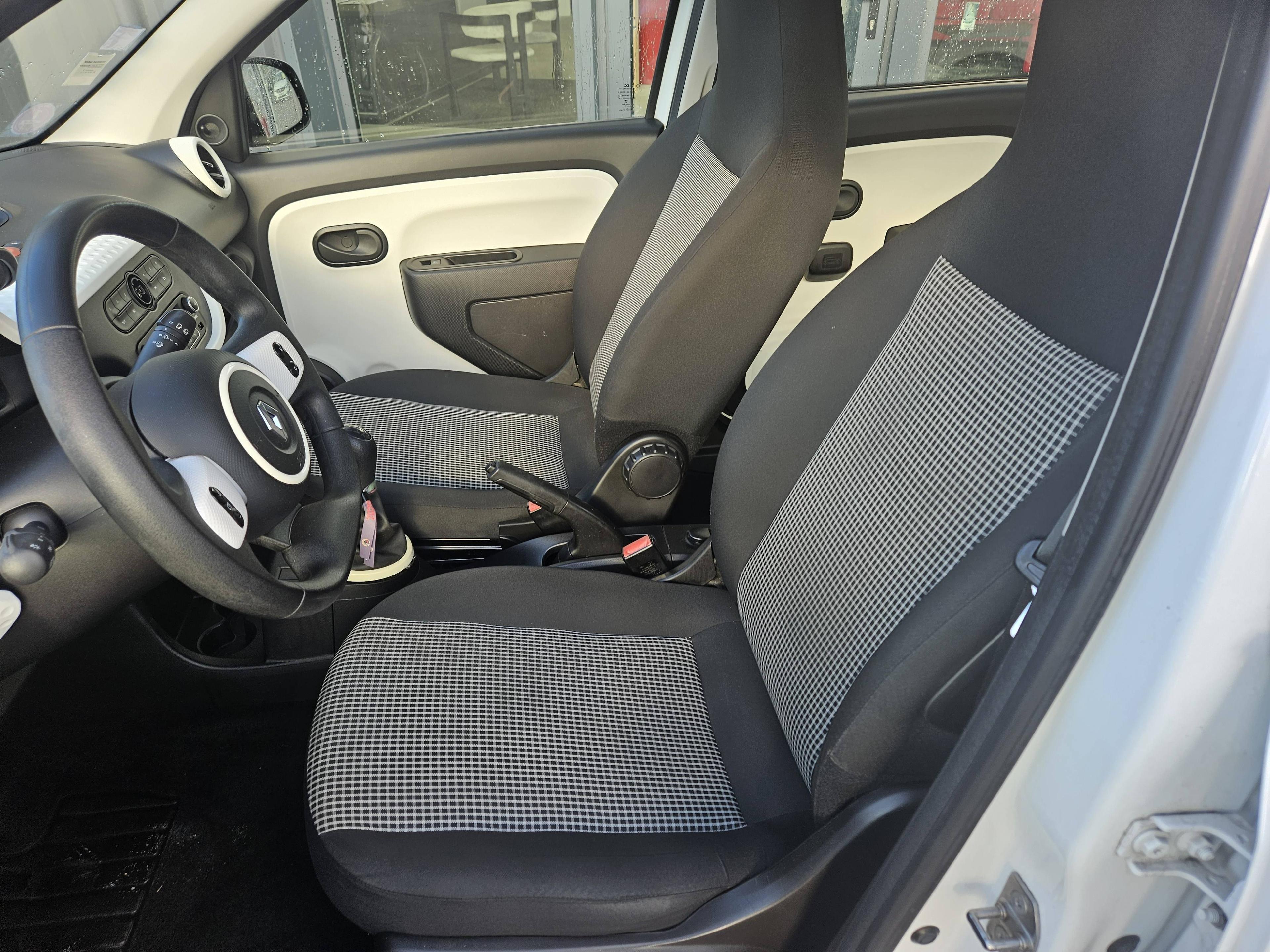 RENAULT TWINGO